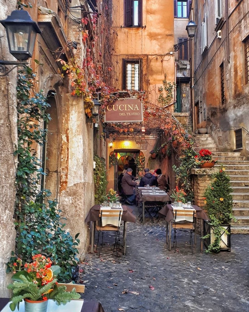 Street and traditional buildings in Trastevere, Rome.