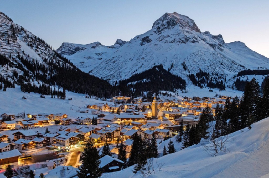 Zurich Airport (ZRH) to Zürs: how to plan your return transfer?