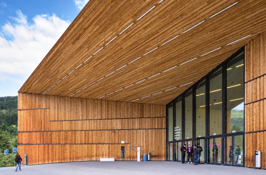 Exterior of the Davos Congress Centre.